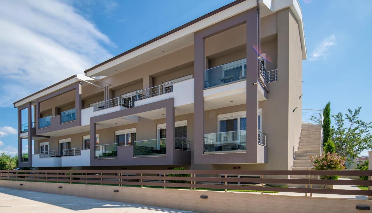 Sithonia Suites Luxury 2 Beds Studio, Semi-Ground Floor Nikiti  Luaran gambar